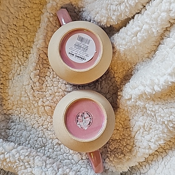 Pink heart mugs - set of 2 - Picture 4 of 7